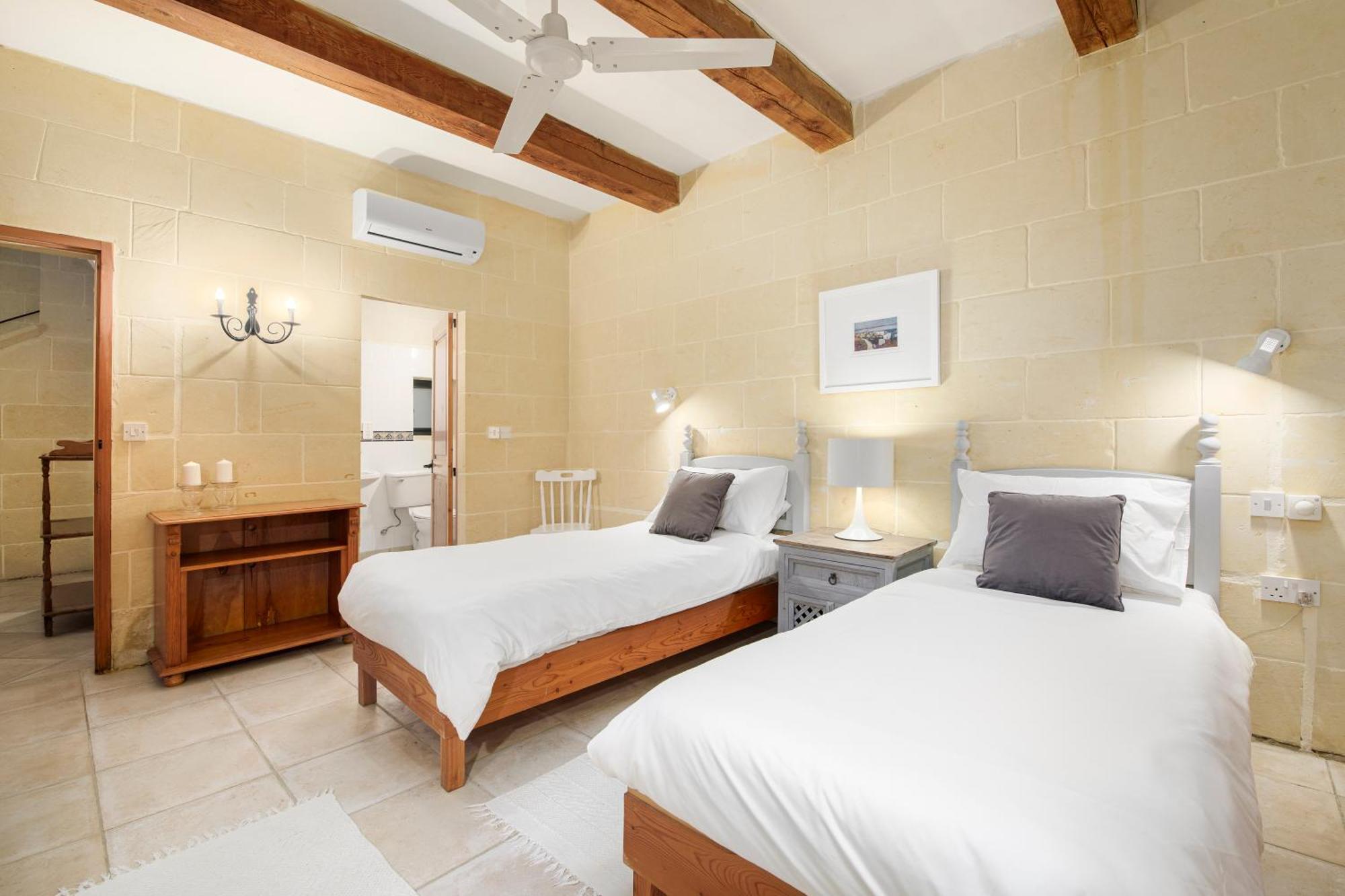 Dar Ta' Censina Villa With Private Pool Għasri Exteriör bild